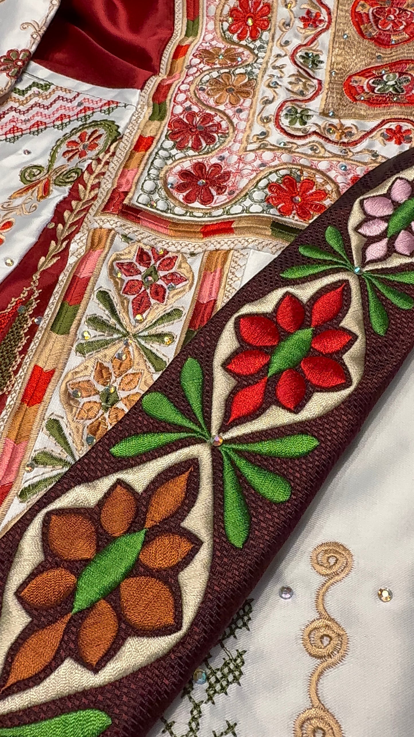 Burgundy Pattern Custom-made Tatreez Men's Tie