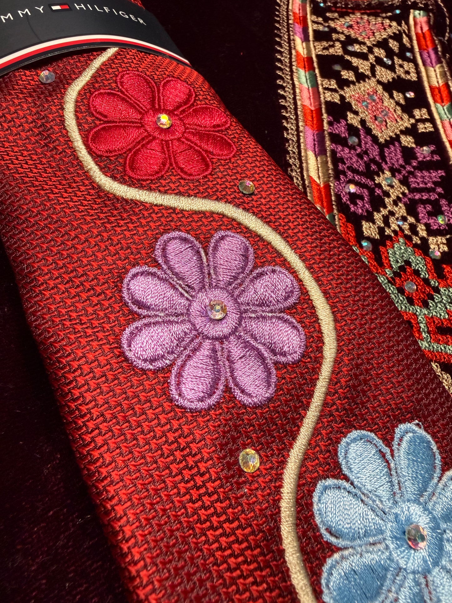 Floral Custom-made Tatreez Men's Tie