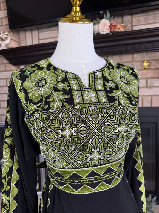 Black/Green Khan Yunis Thobe