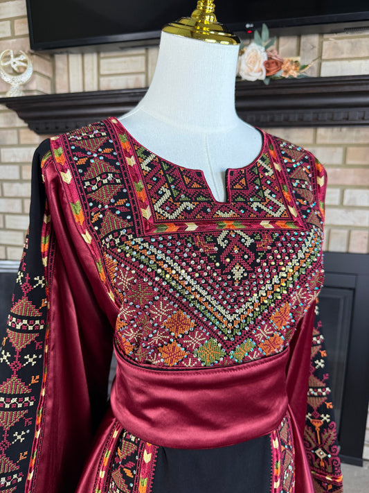 Black/Burgundy Akka Thobe & Headpiece