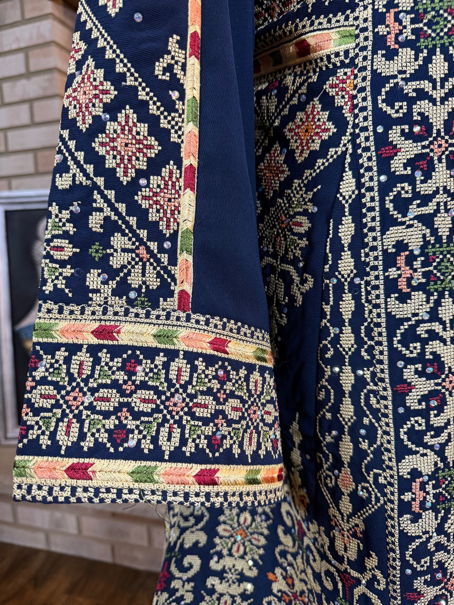 Navy Blue/Wheat Al-Aseelah Thobe