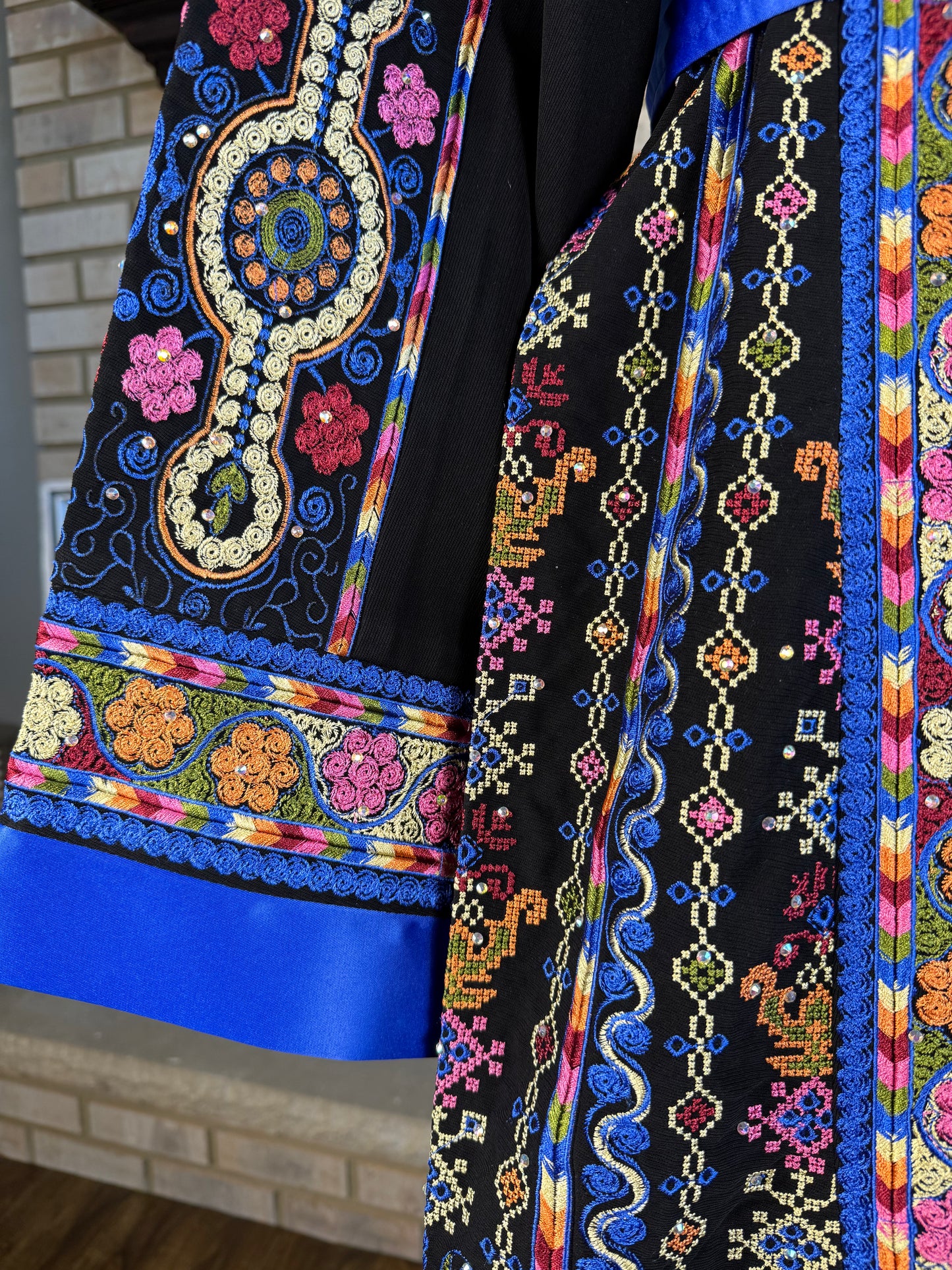 Black/Blue Malaka Thobe