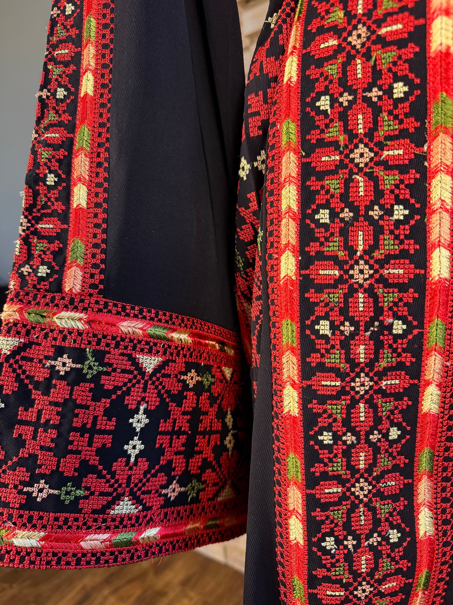 Black/Red (multicolor) Ramallah Thobe