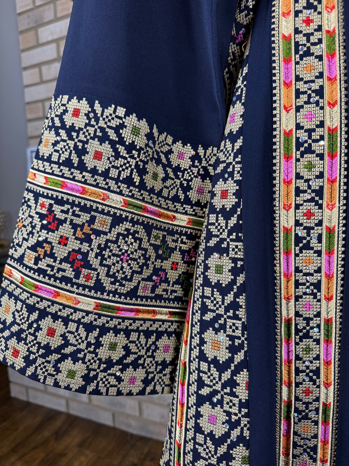 Navy Blue/Wheat Silwad Thobe