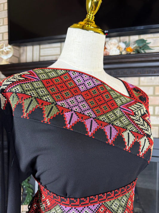 Black/Red Sleeveless Sultana Embroidered Dress