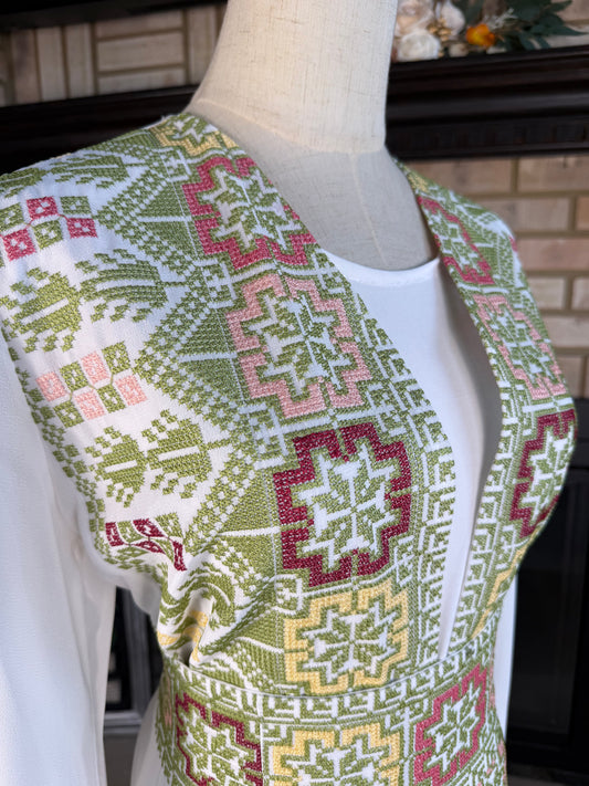 White/Green Open-Sleeve Embroidered Besht