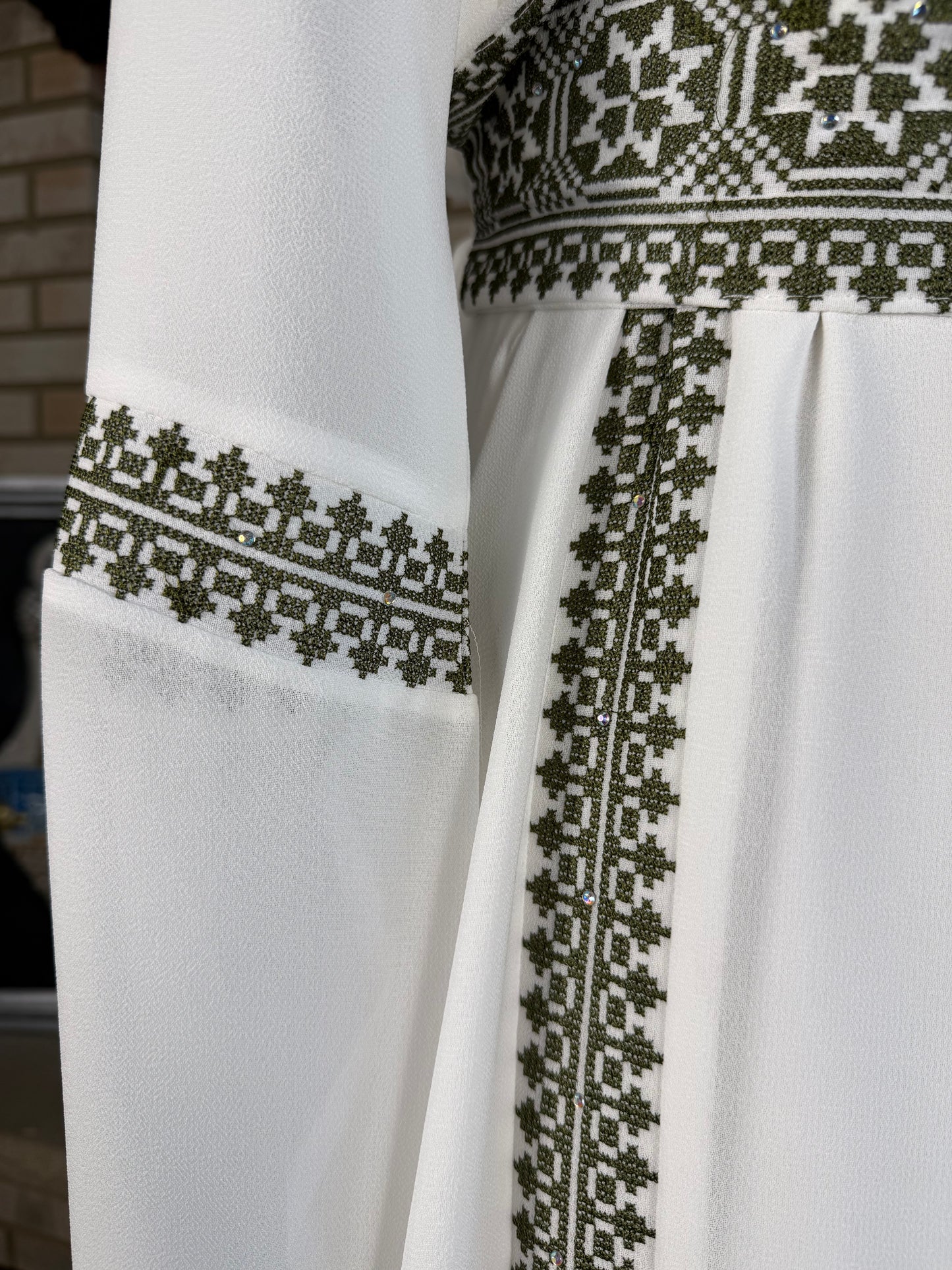 White/Green Tulkarm Thobe