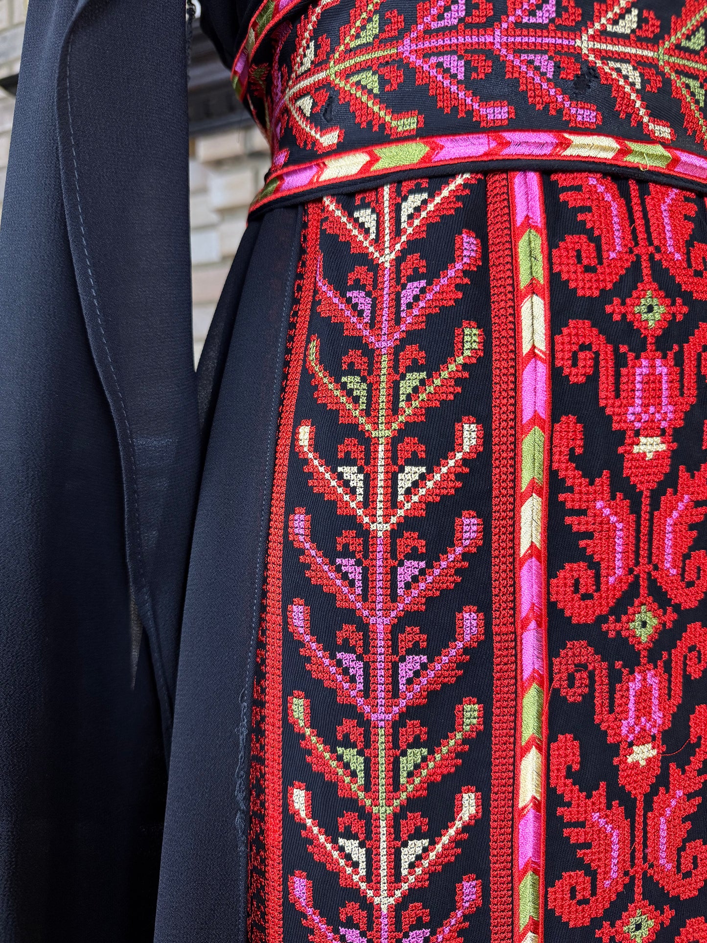 Black/Multicolor Red Off-Shoulder Embroidered Dress