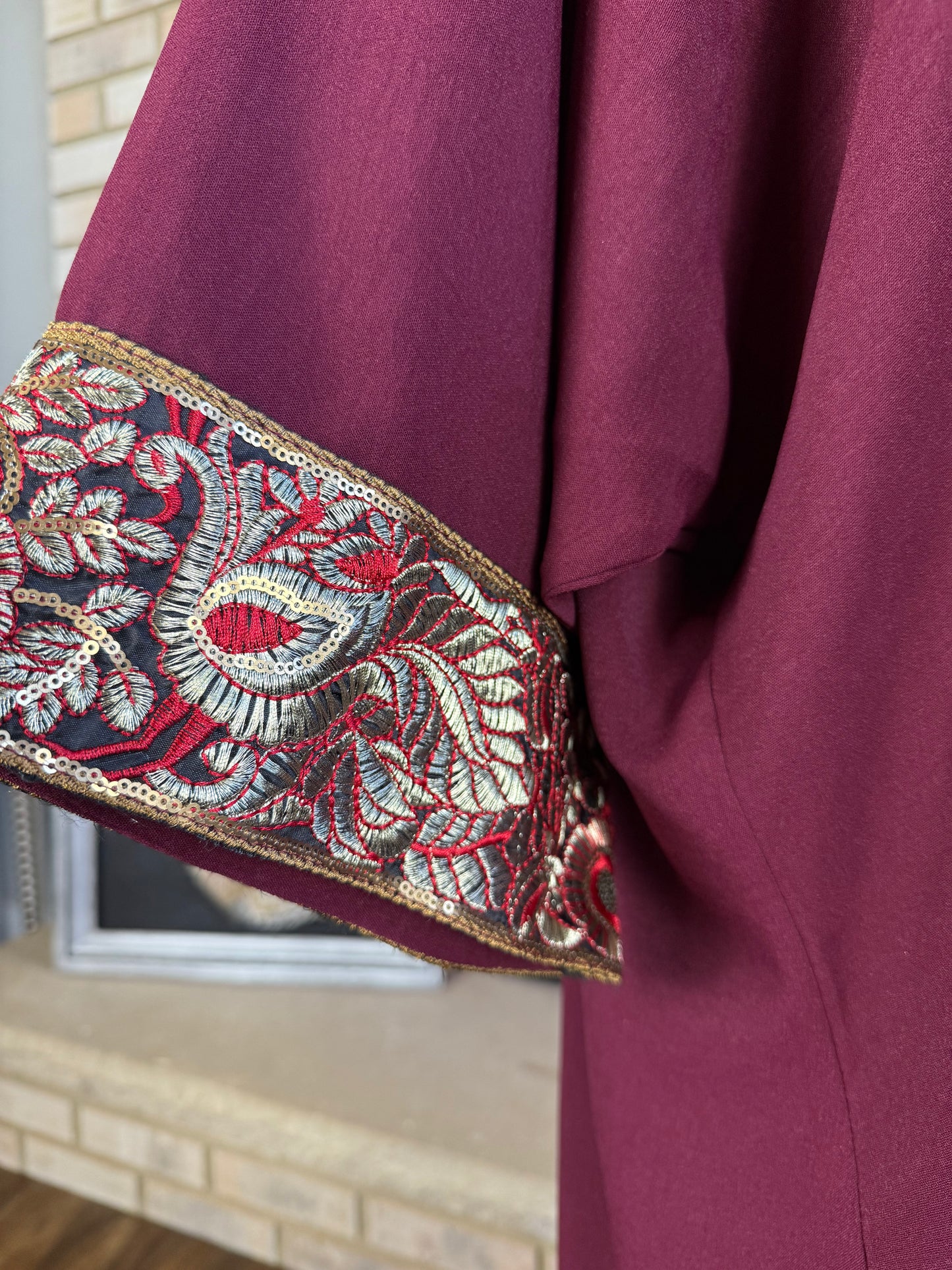 Burgundy Pattern Besht