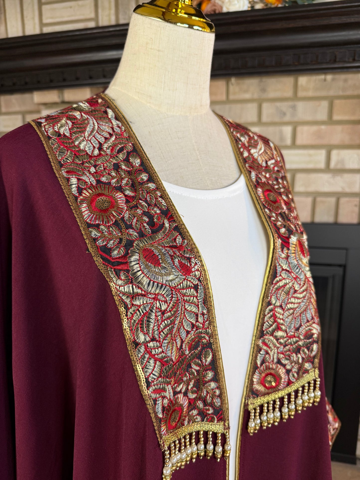 Burgundy Pattern Besht