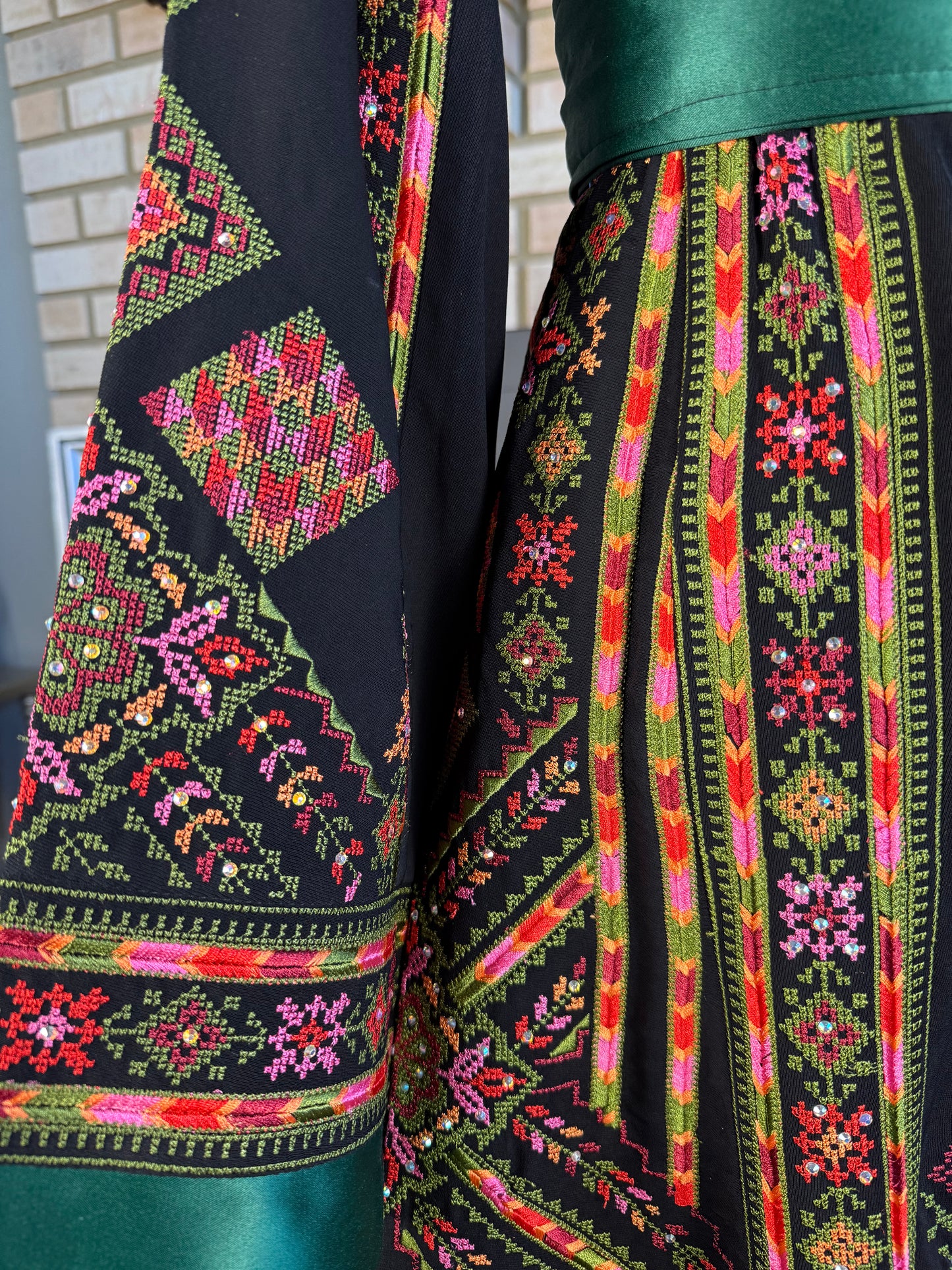 Black/Green Qalqilya Thobe