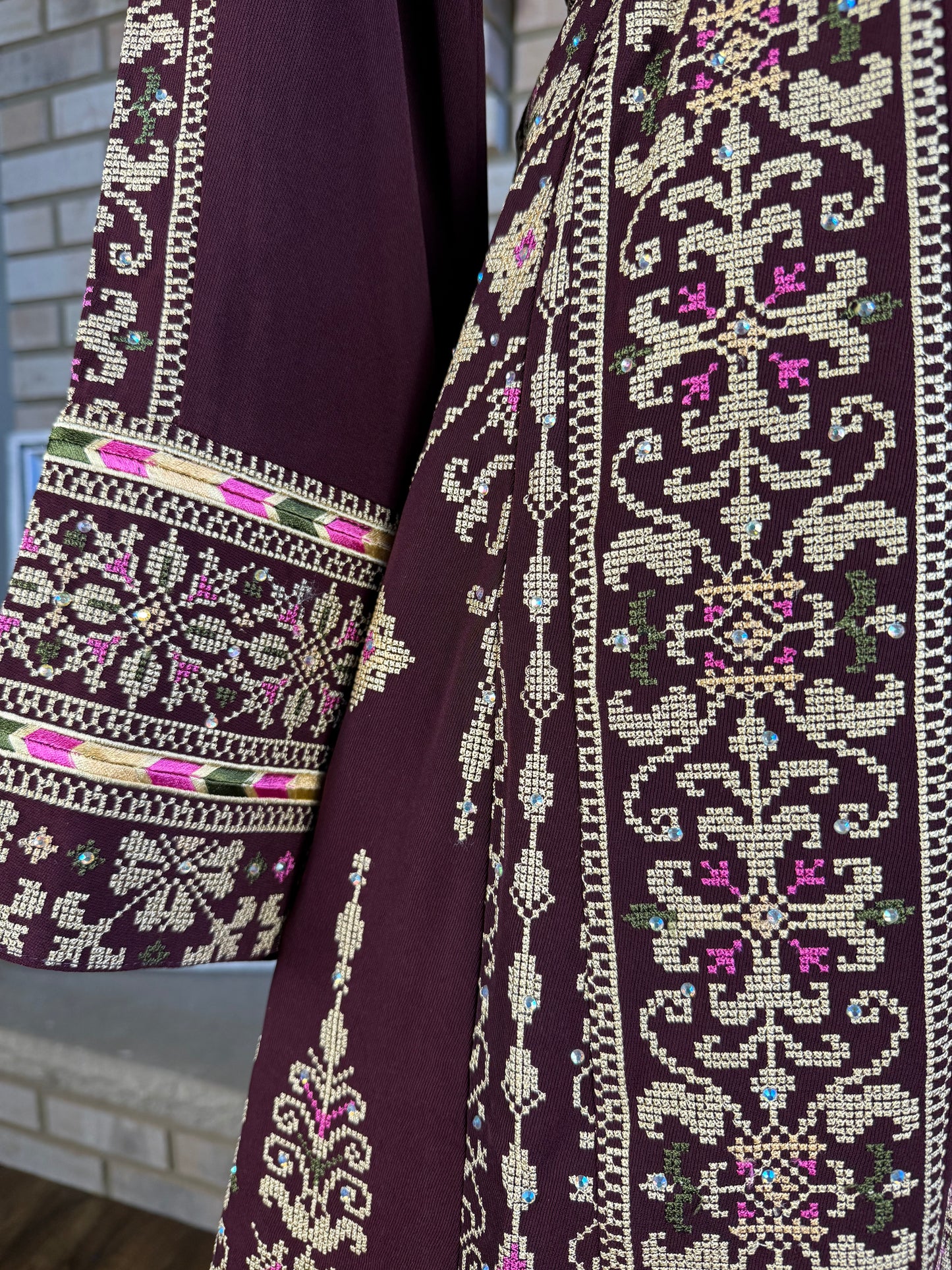 Burgundy Al-Aseelah Thobe