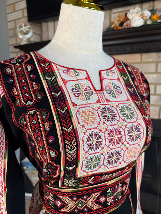 Black/White Jabalia Thobe