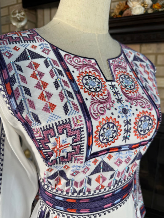 White/Purple Nuseirat Thobe