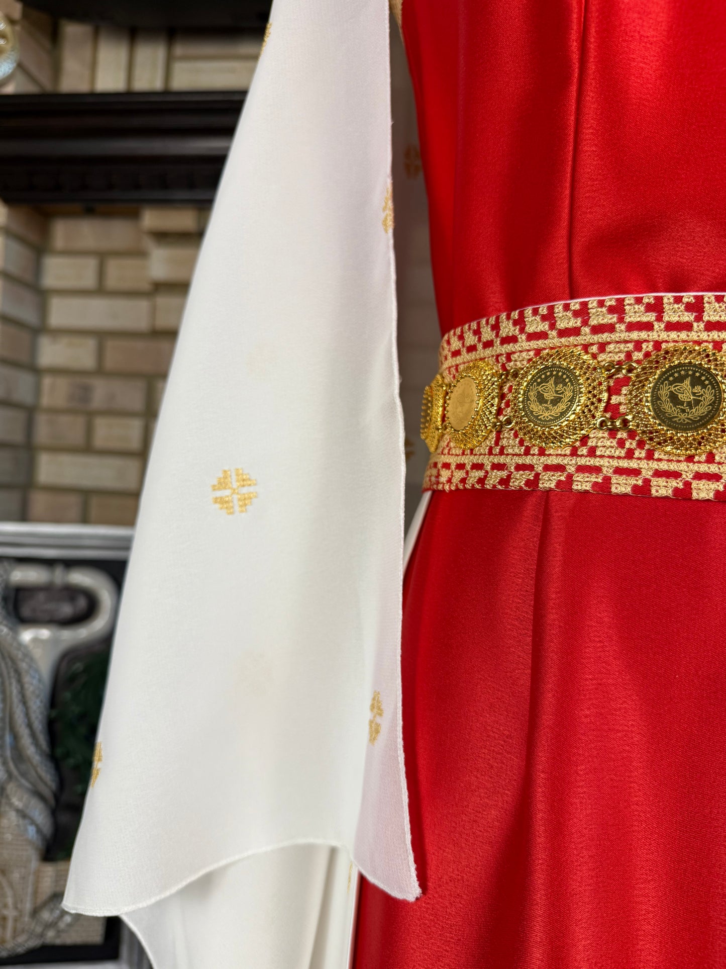 Red/White Satin Bridal Thobe