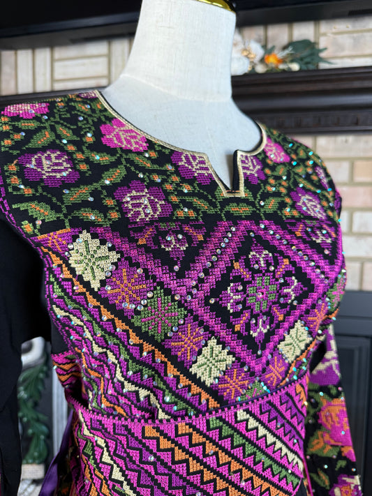 Black/Purple Roses Thobe