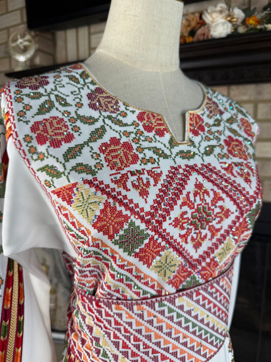 White/Red Roses Thobe