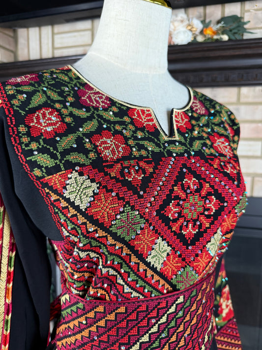 Black/Red Roses Thobe