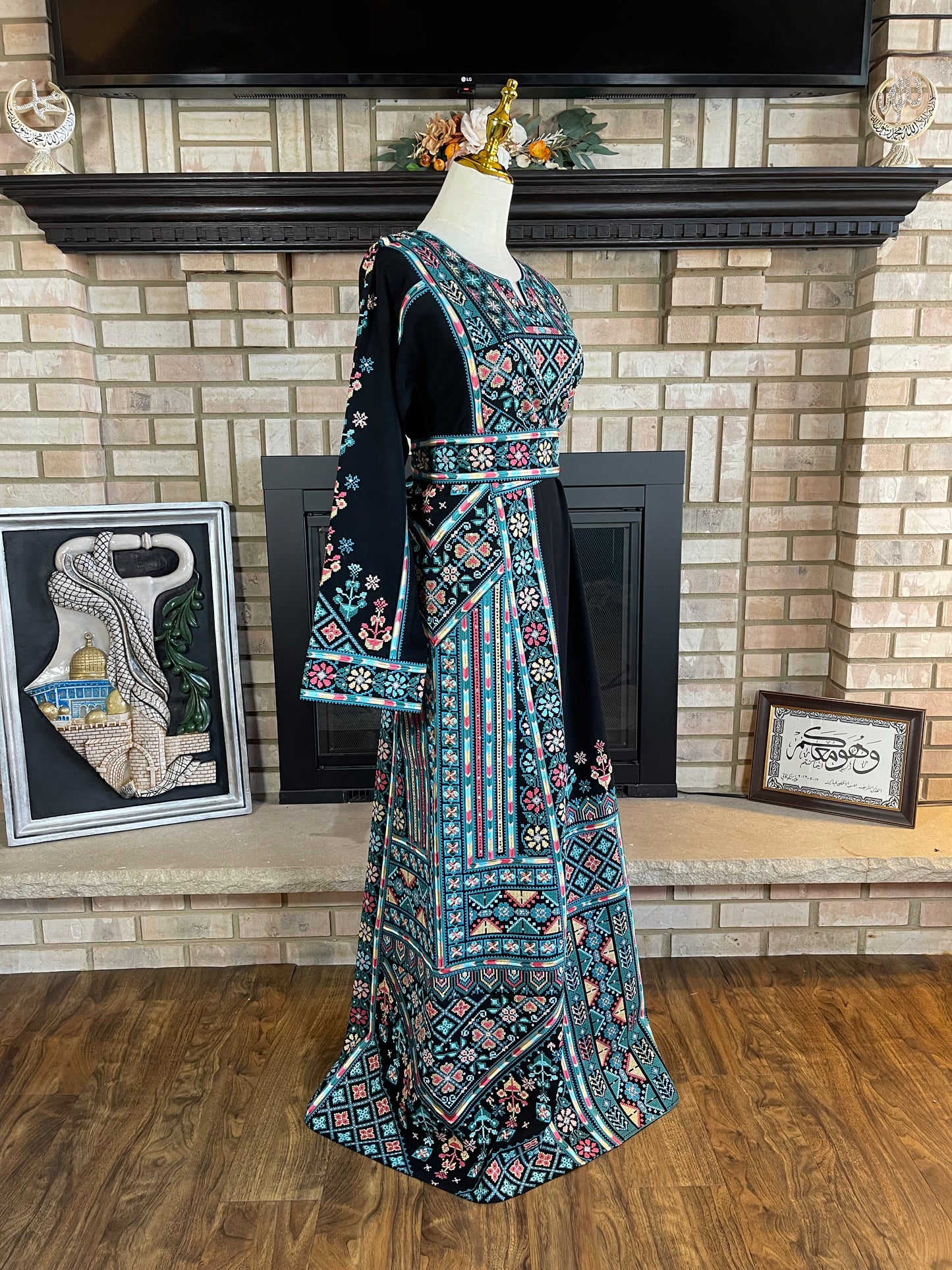 Black/Turquoise Jenin Thobe