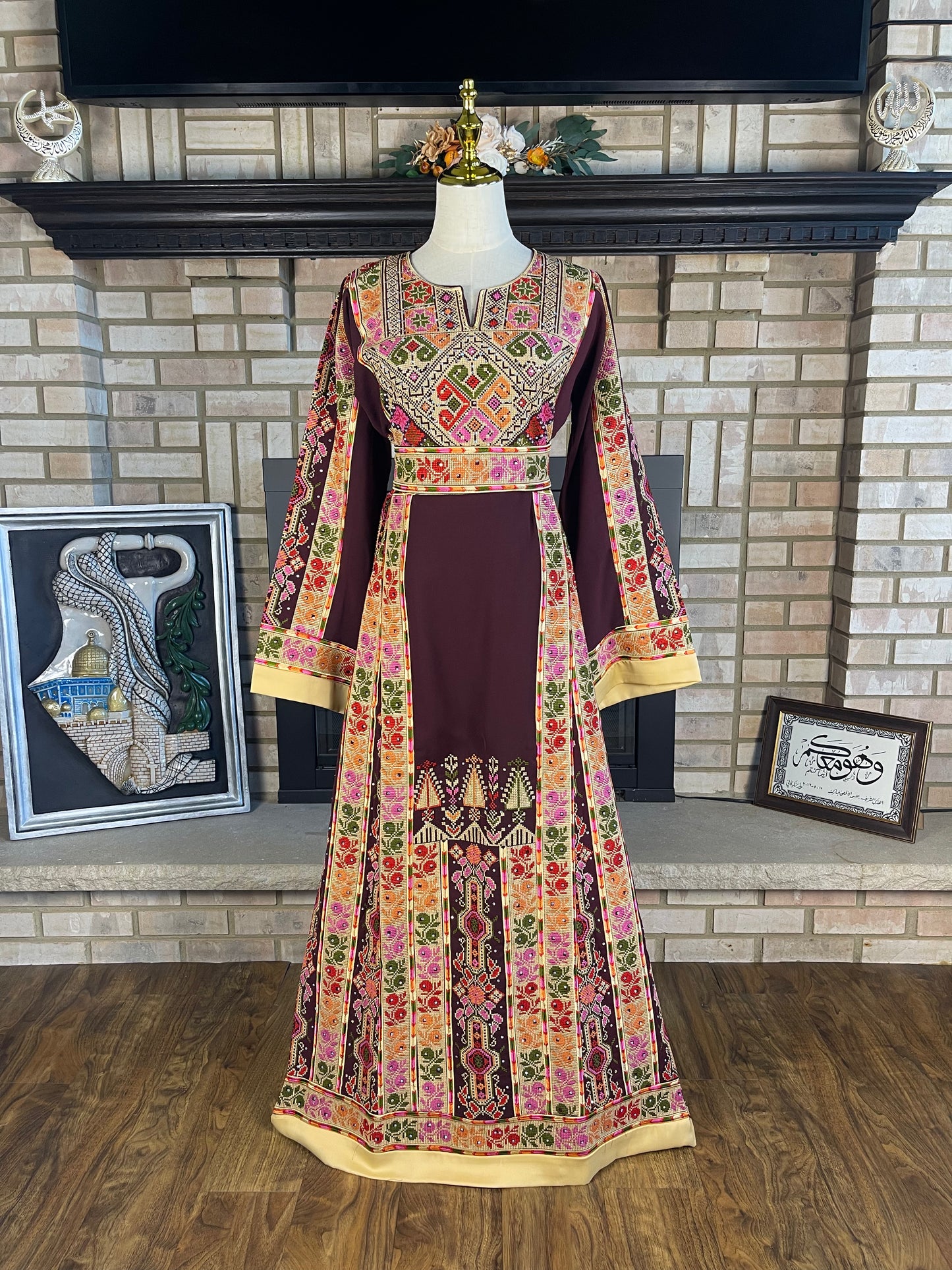 Burgundy/Gold Al-Zaytoon Thobe