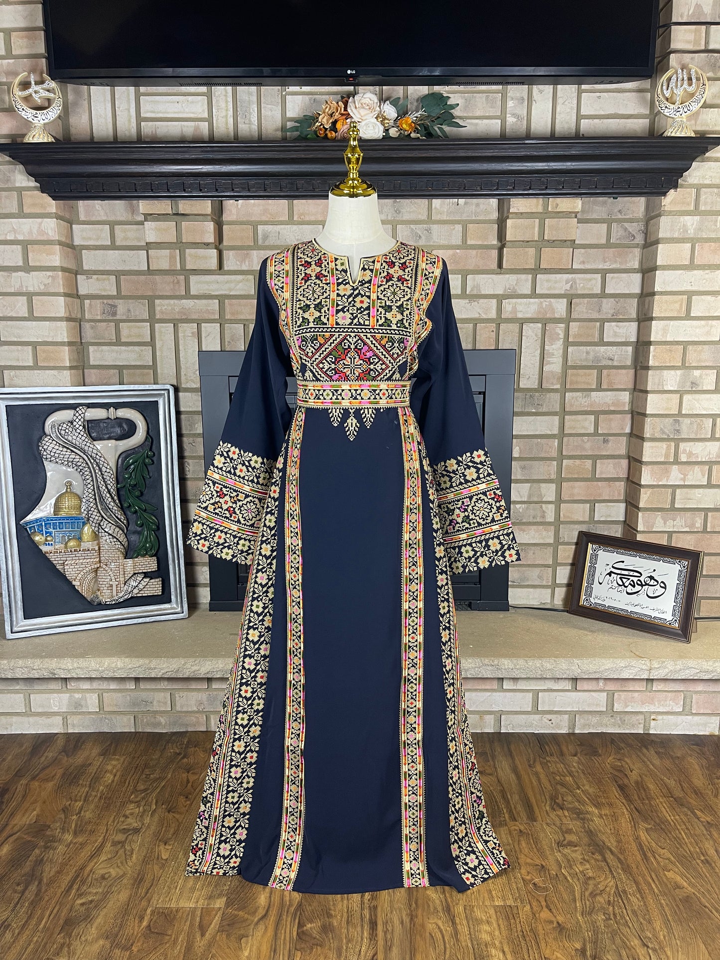 Navy Blue/Wheat Silwad Thobe