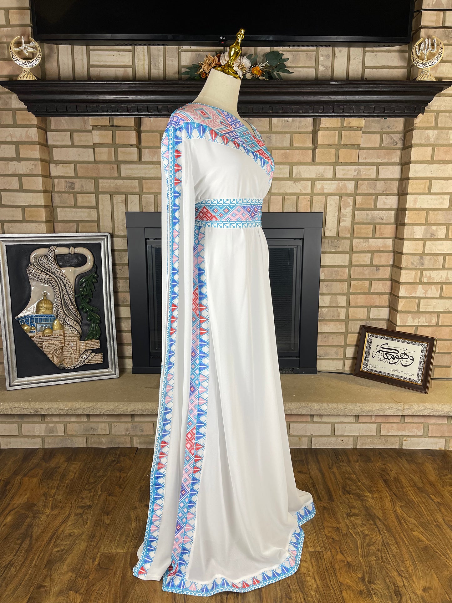 White/Blue Sleeveless Sultana Embroidered Dress
