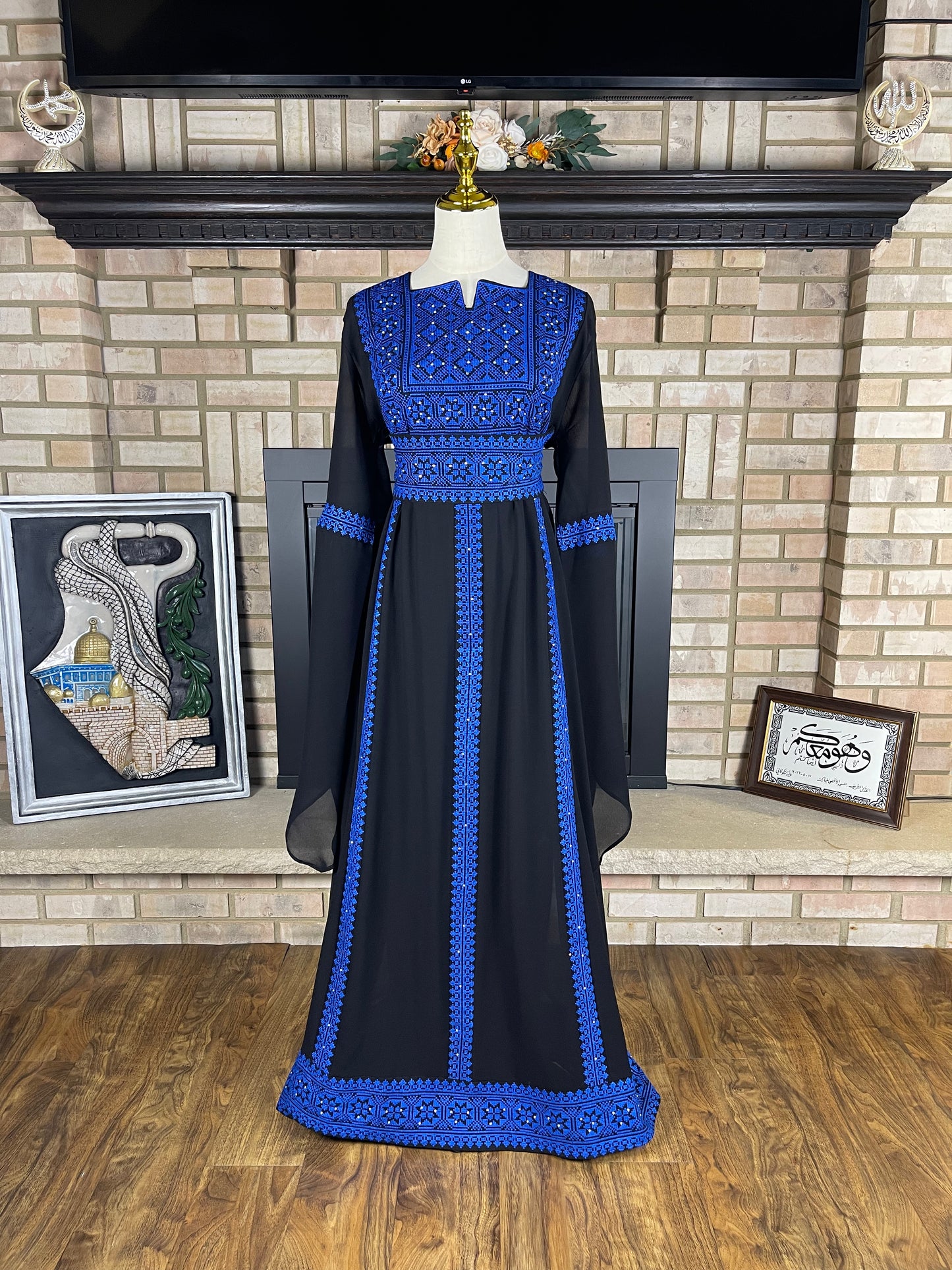 Black/Blue Tulkarm Thobe
