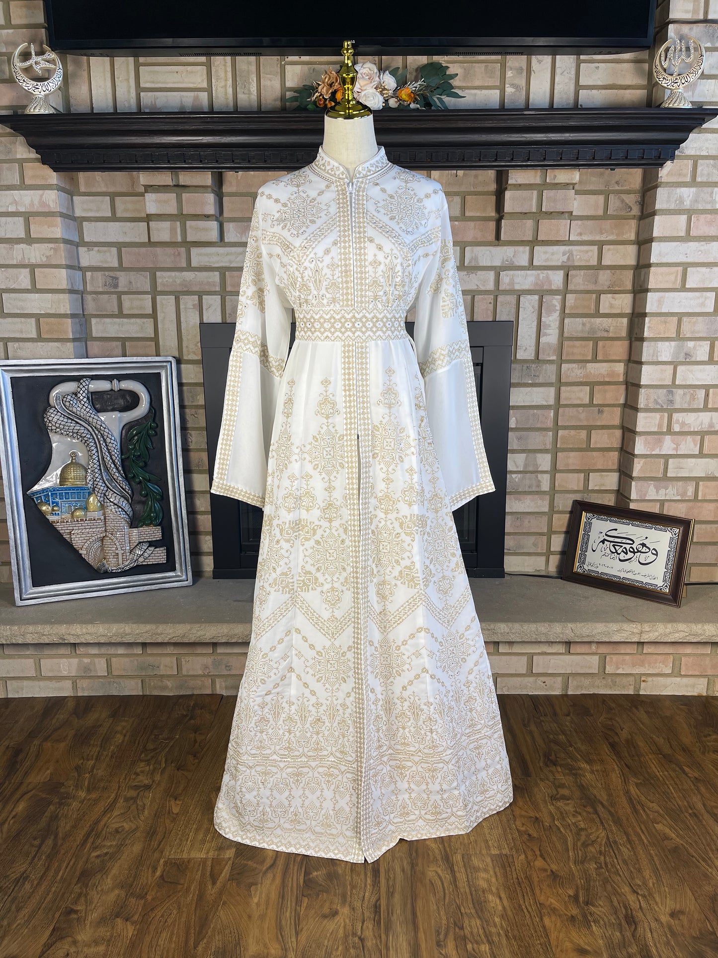 White/Gold Qaftan