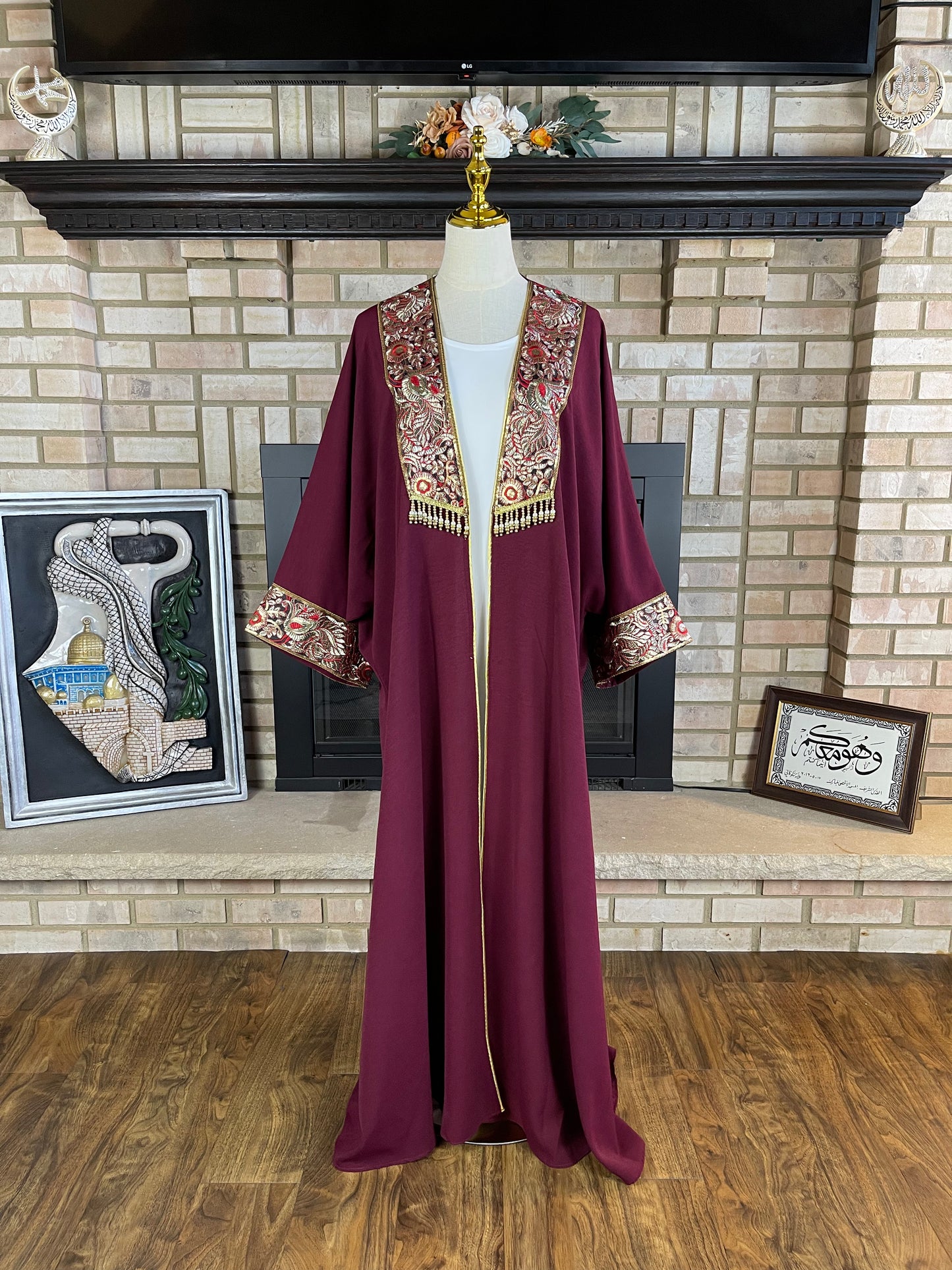 Burgundy Pattern Besht