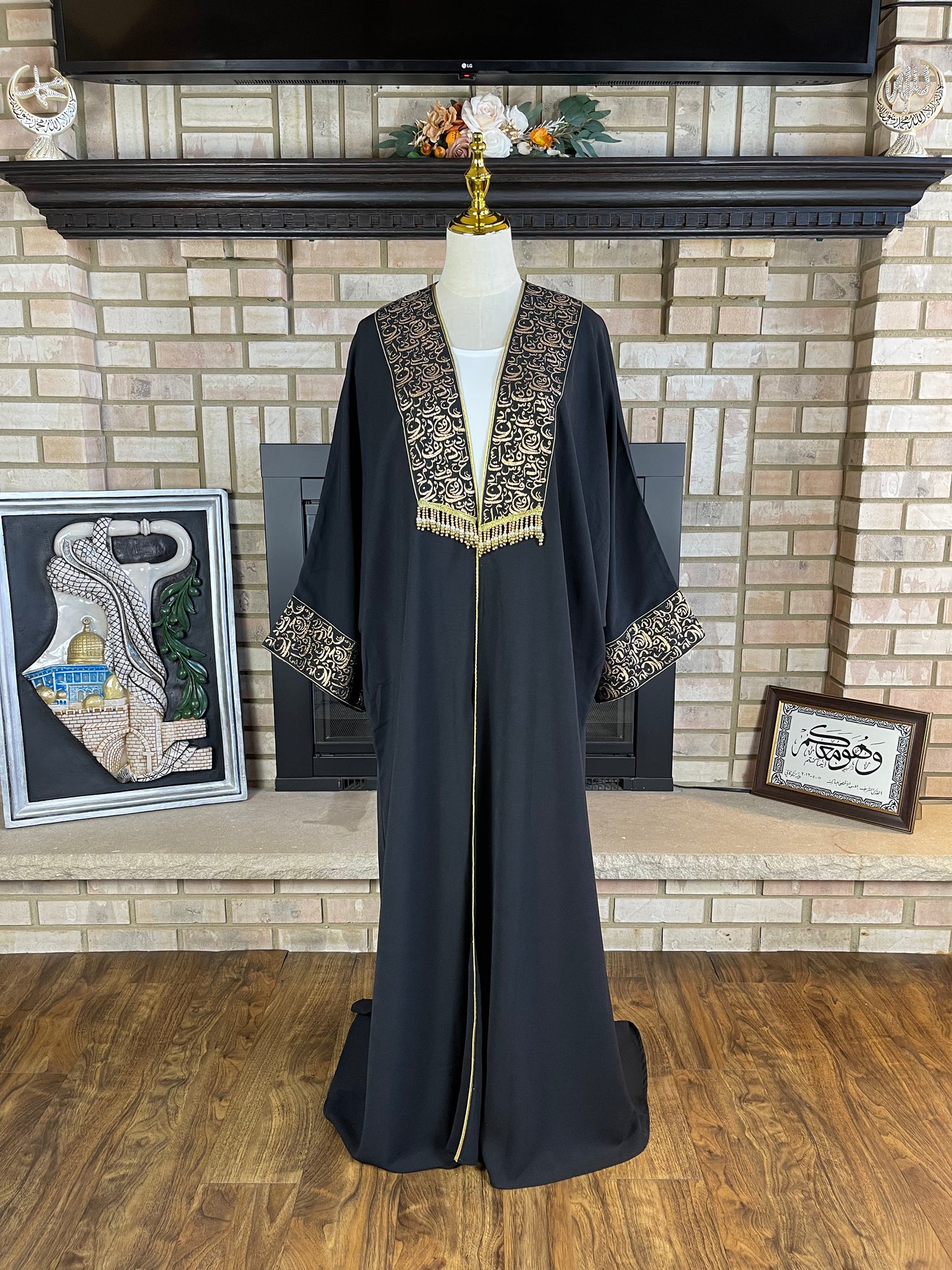 Black/Gold Calligraphy Besht