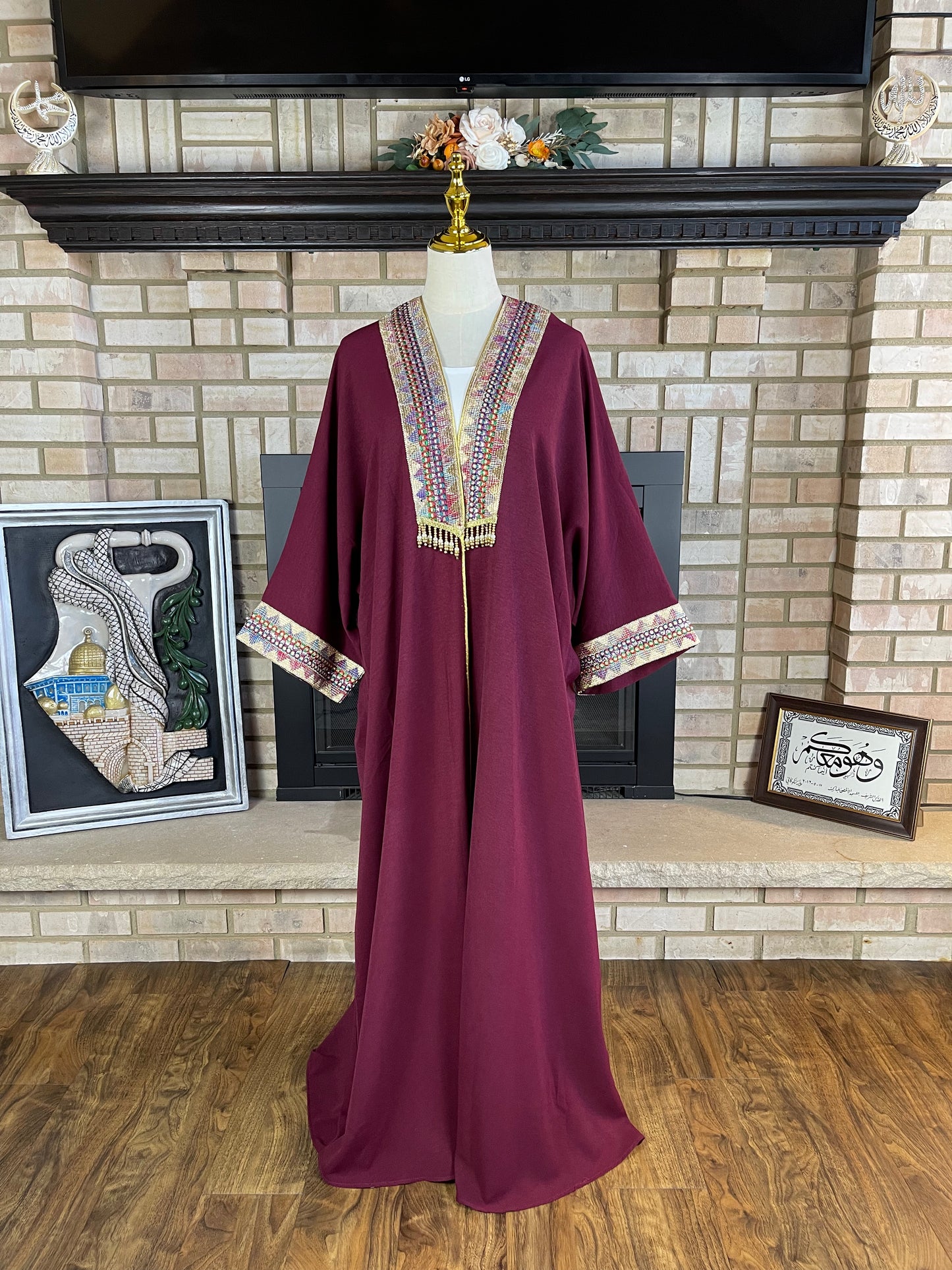 Burgundy Pattern Besht