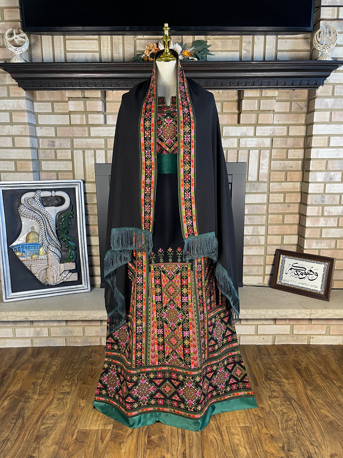Black/Green Qalqilya Thobe