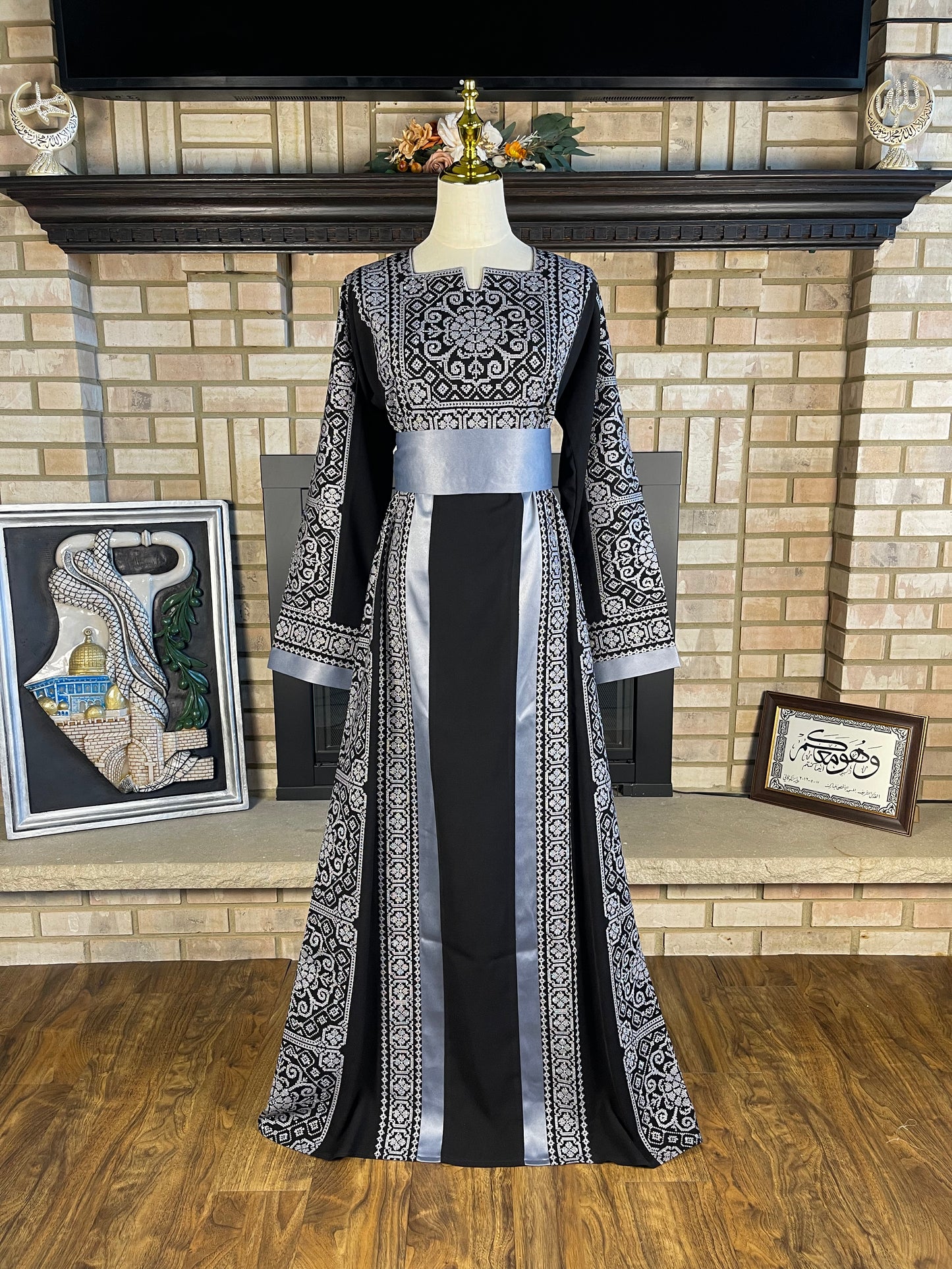Black/Gray Falastin Thobe