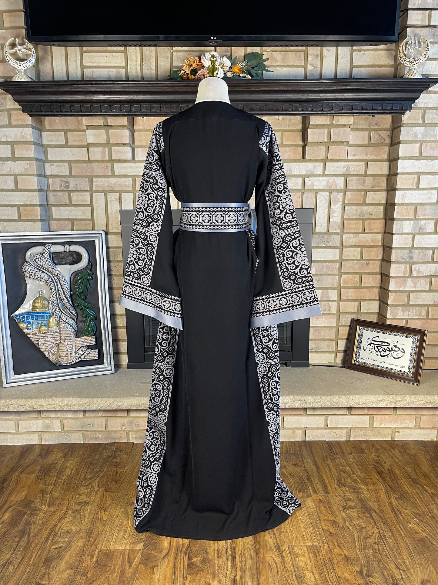 Black/Gray Falastin Thobe