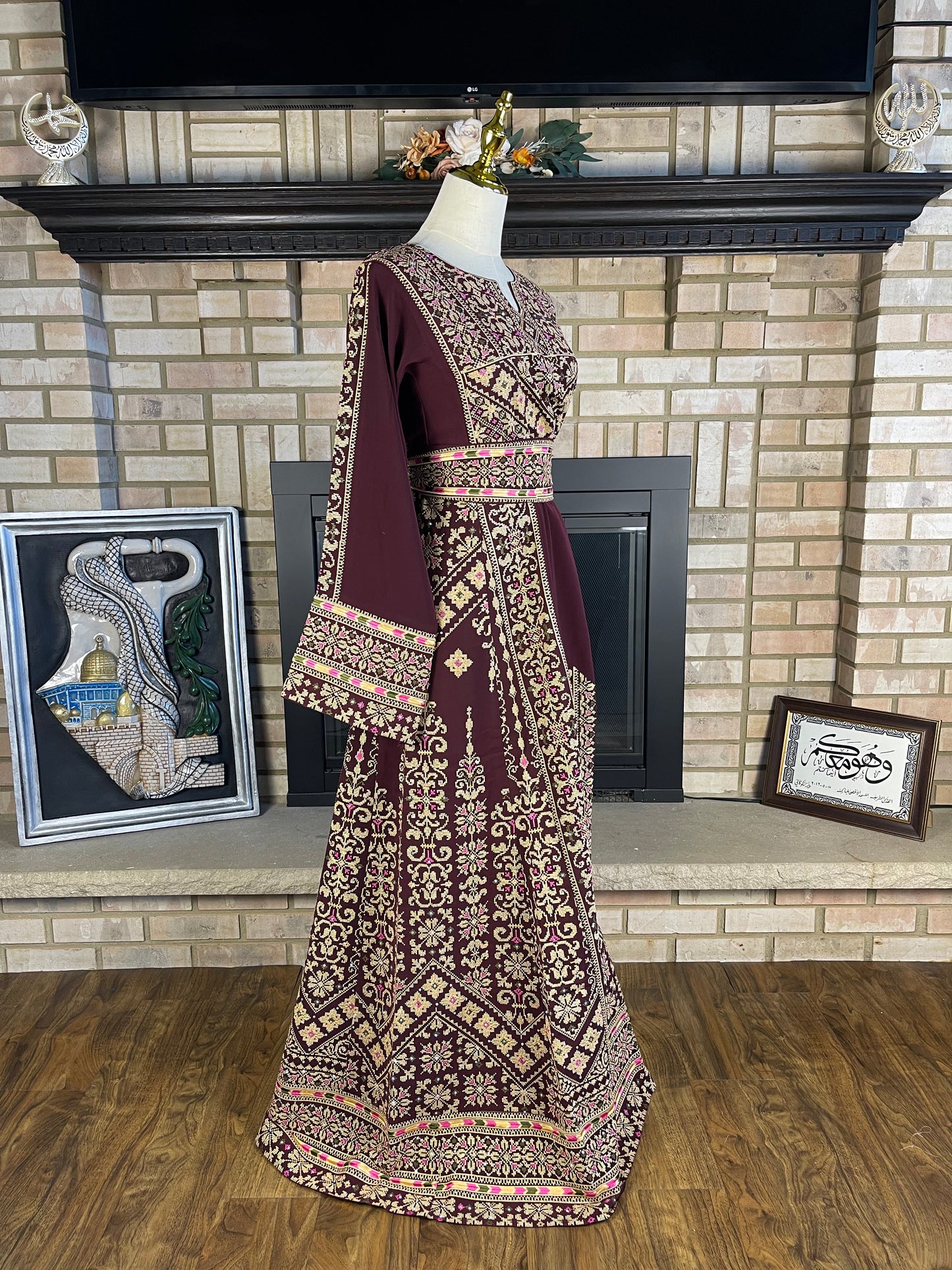 Burgundy Al-Aseelah Thobe