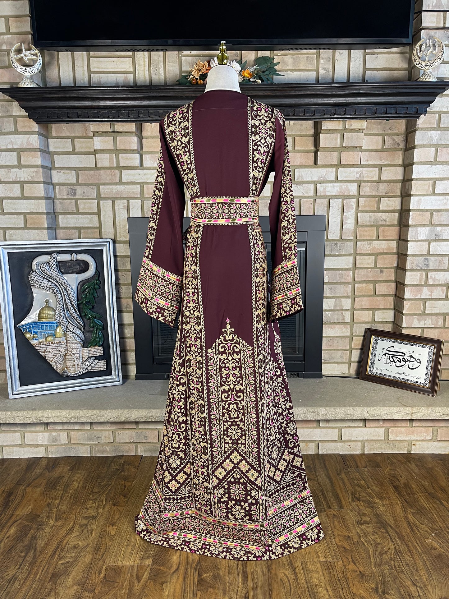 Burgundy Al-Aseelah Thobe