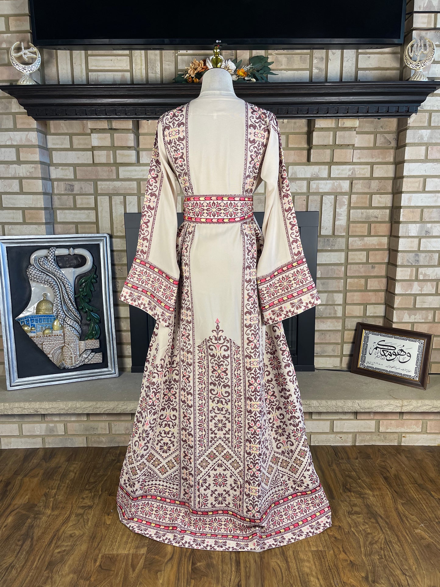Beige Al-Aseelah Thobe