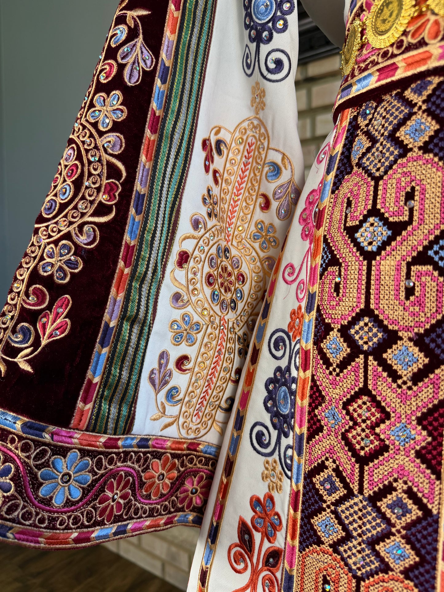 Burgundy Velvet Malaka Thobe