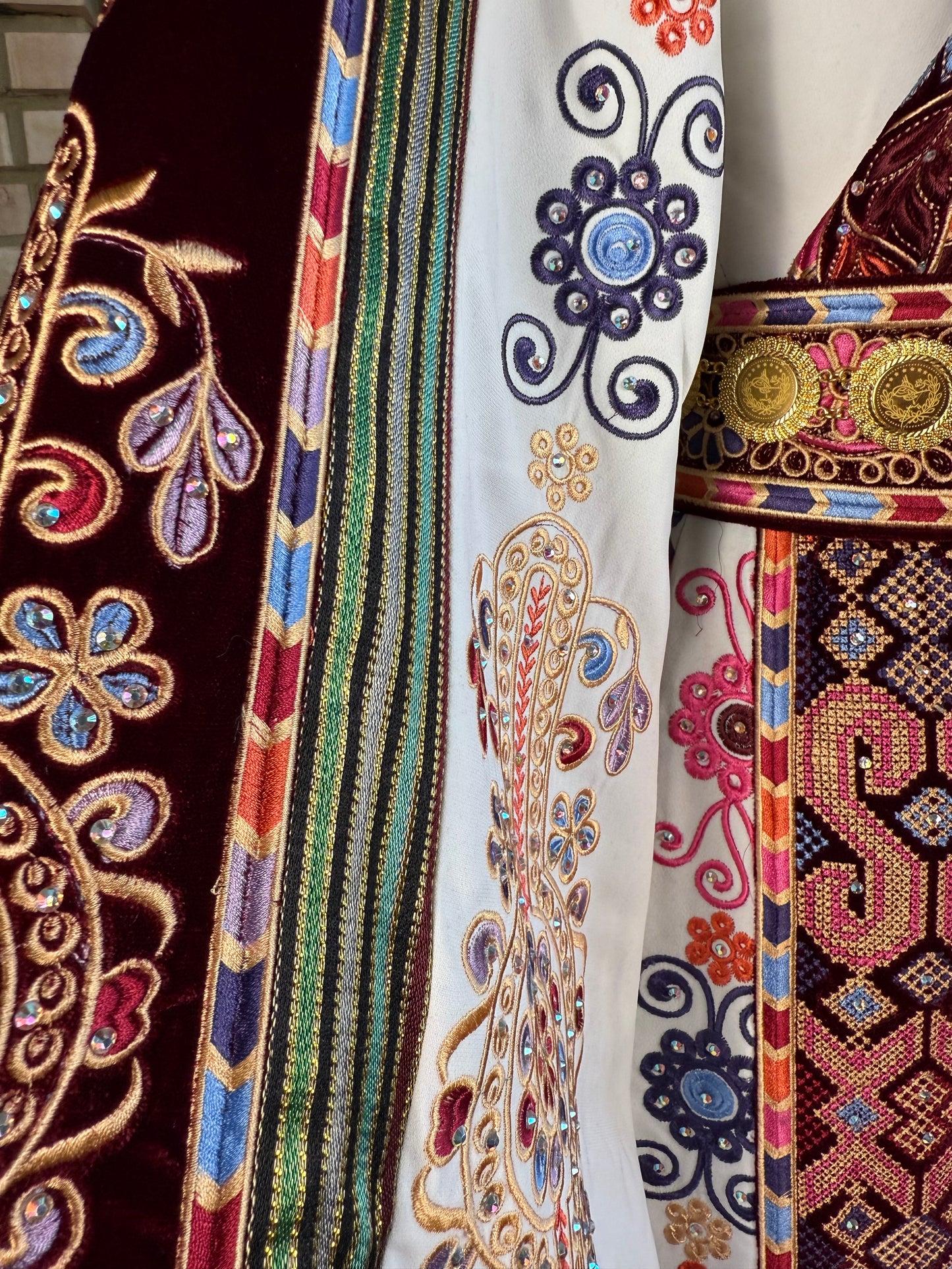 Burgundy Velvet Malaka Thobe