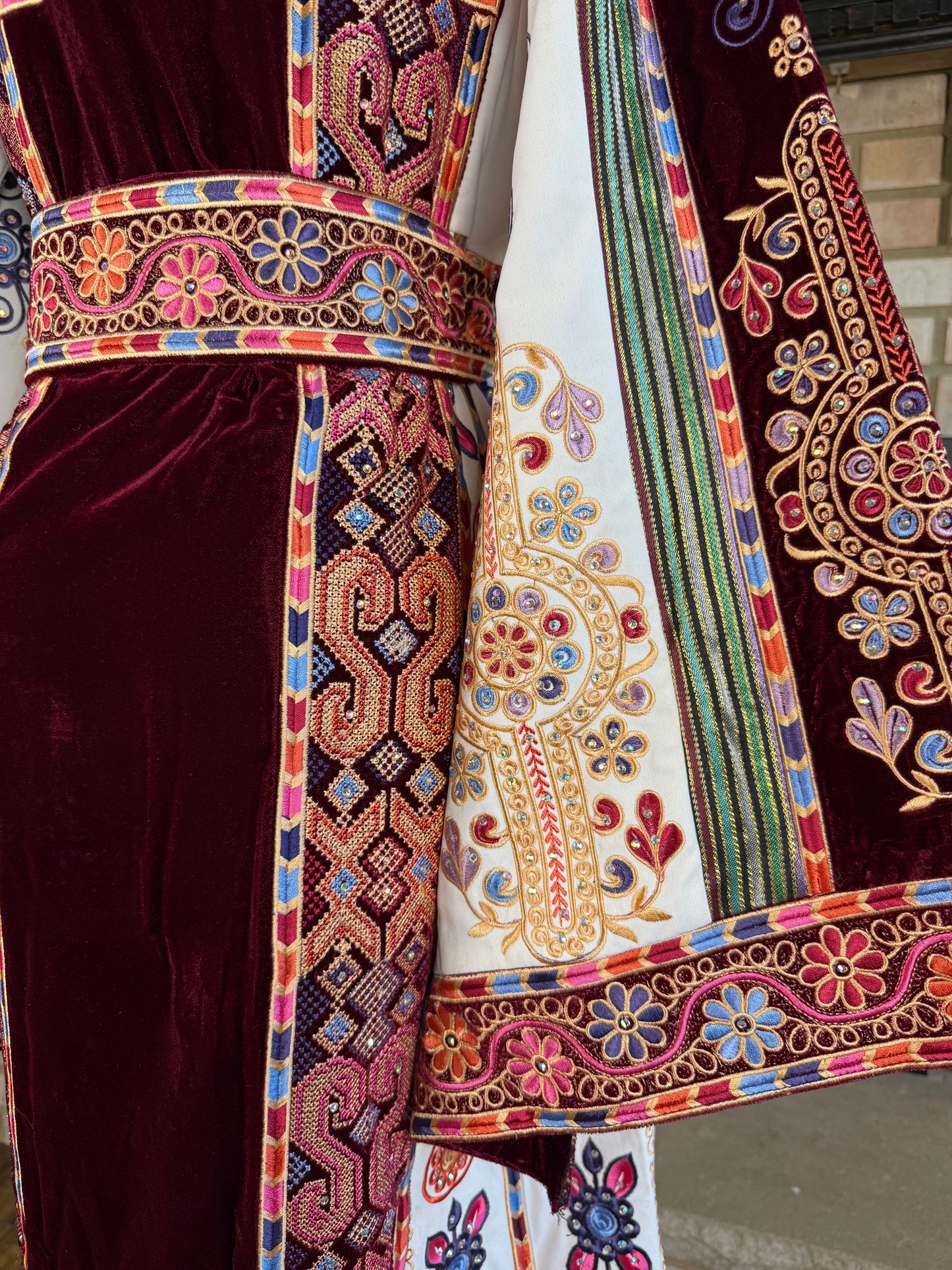 Burgundy Velvet Malaka Thobe