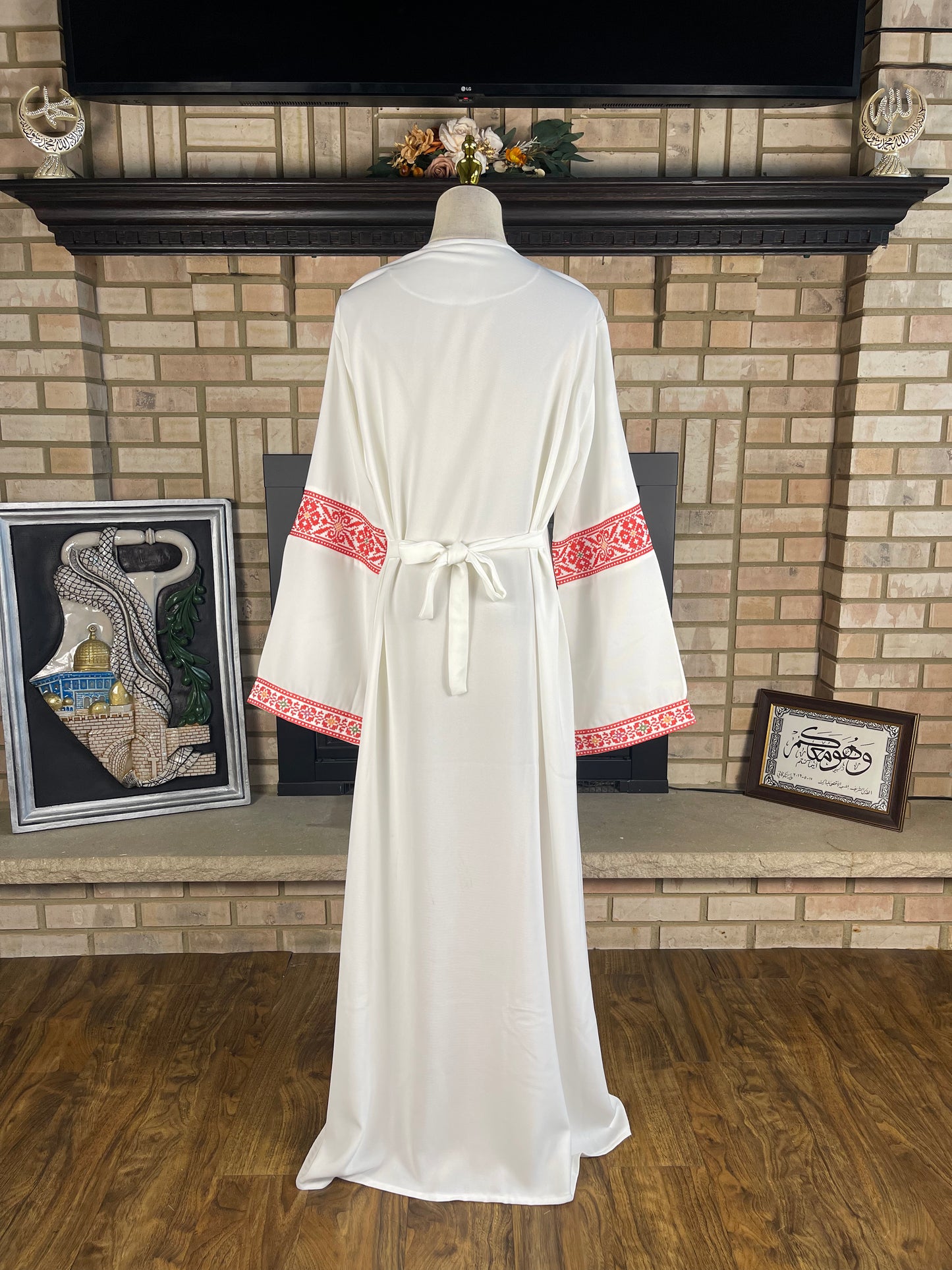 White/Red Jerusalem Thobe