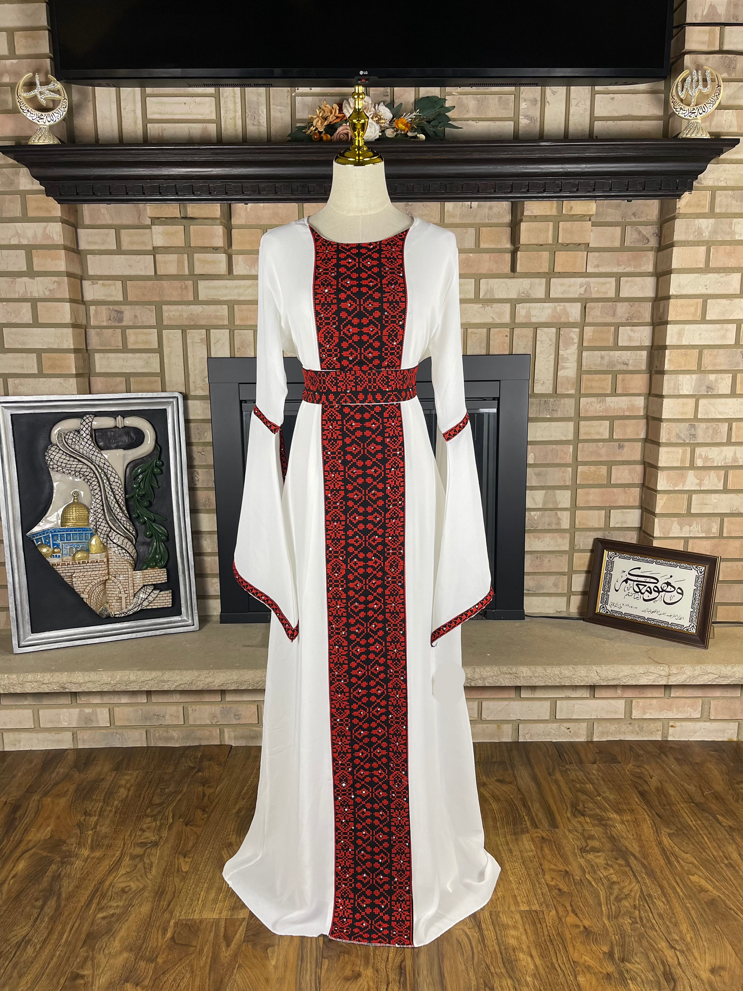 White/Red Bell-Sleeve Chiffon Thobe