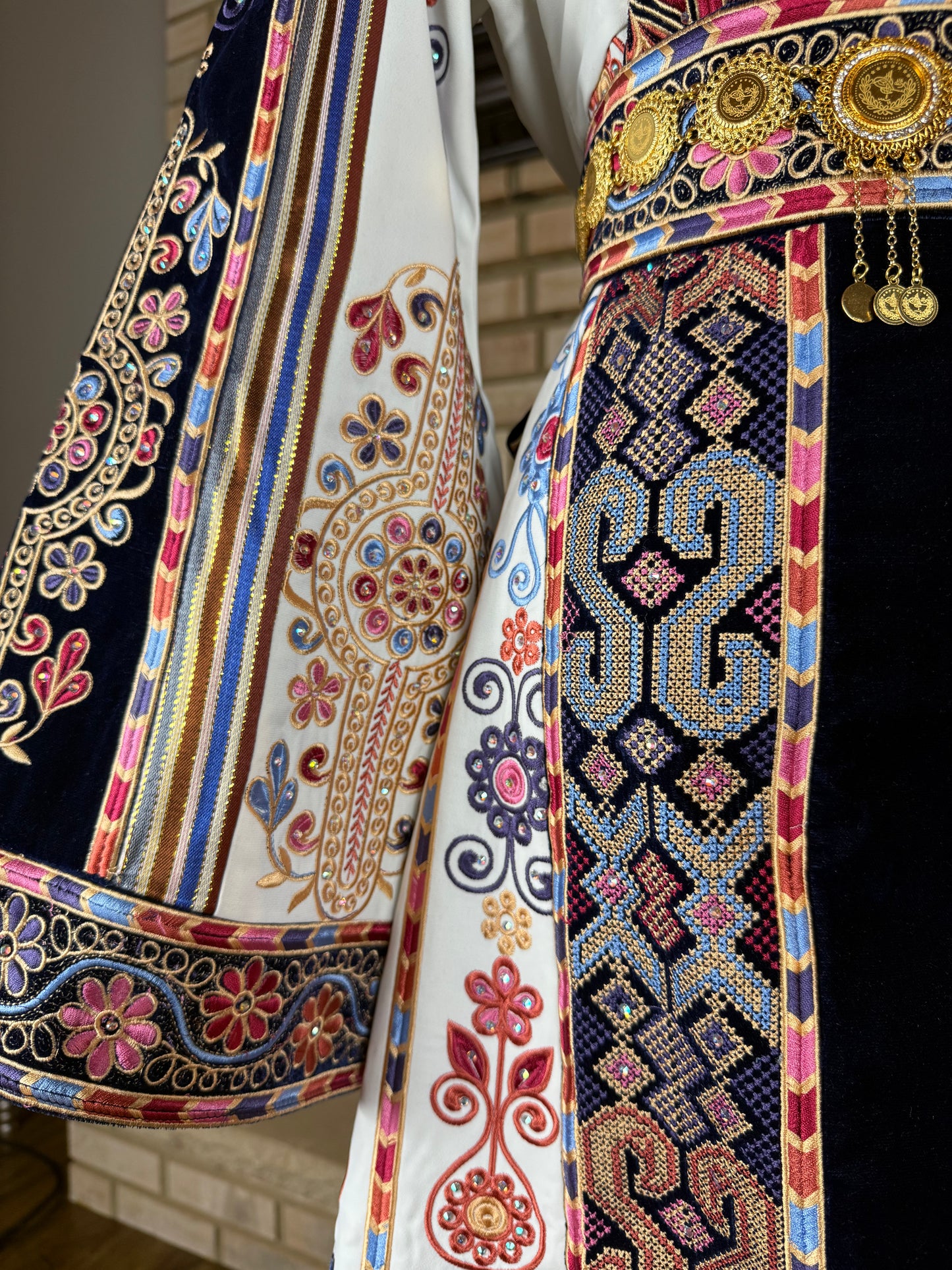Navy Velvet Malaka Thobe