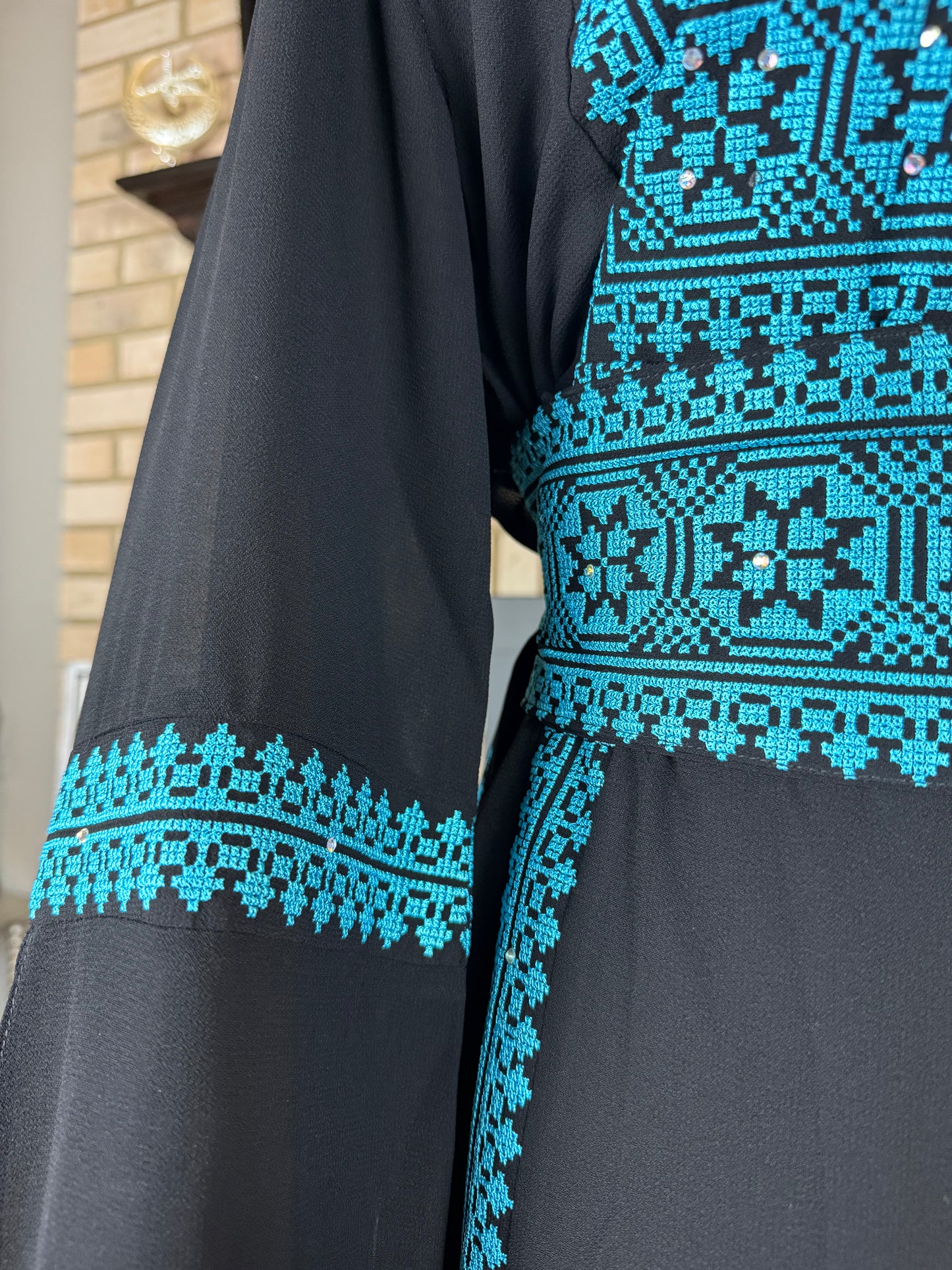 Black/Baby Blue Tulkarm Thobe