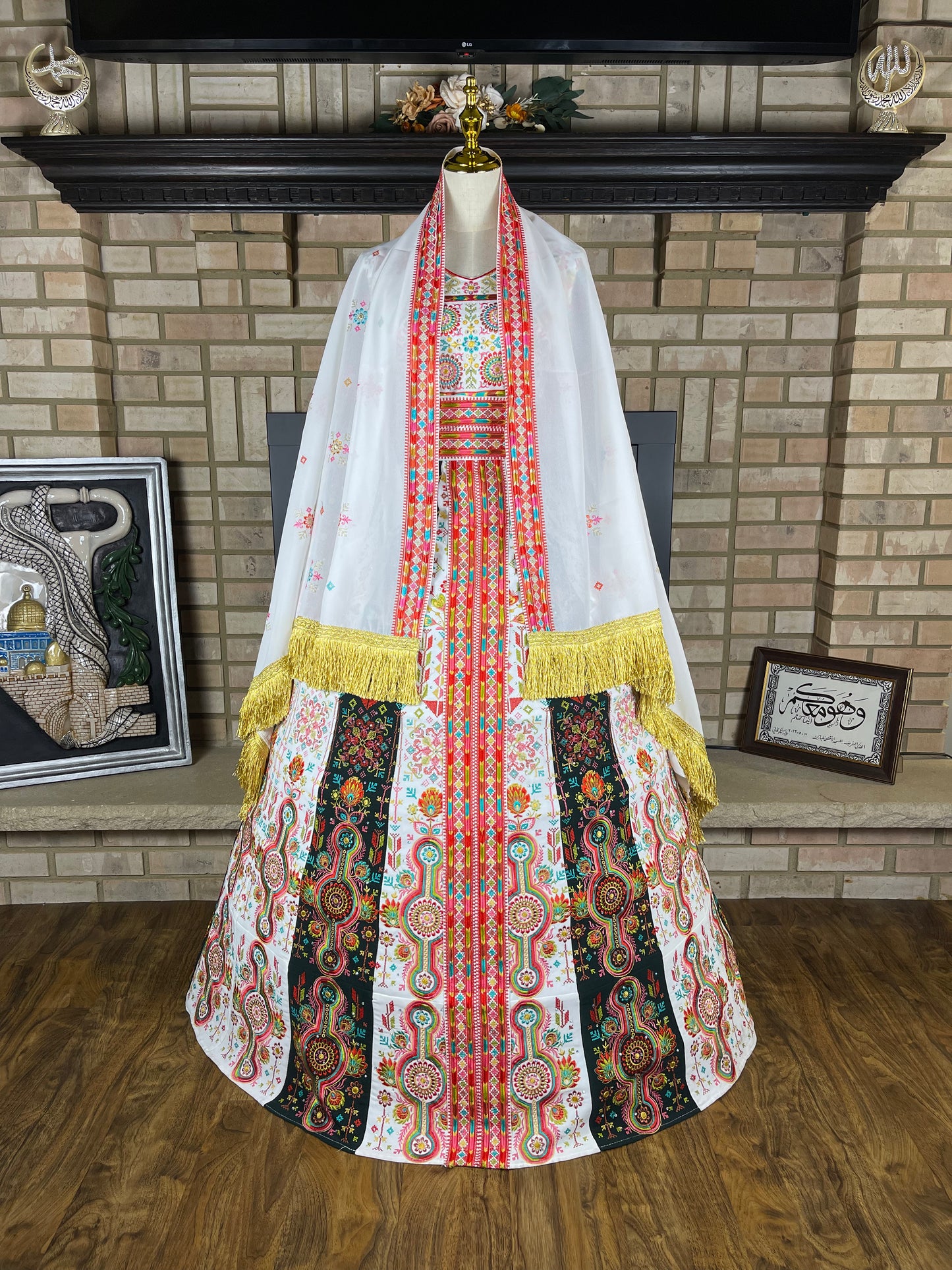 Black/White Bridal Thobe