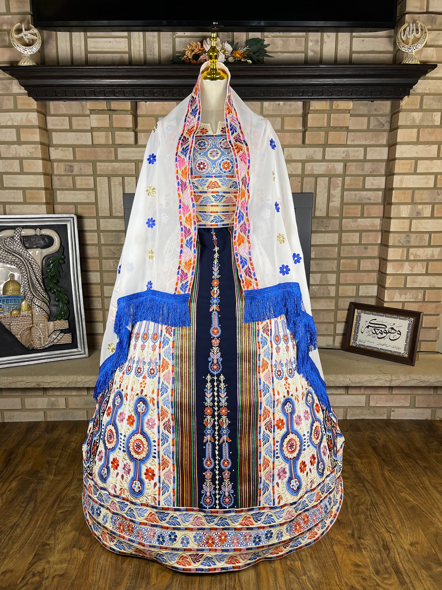 White/Navy Blue Bridal Thobe