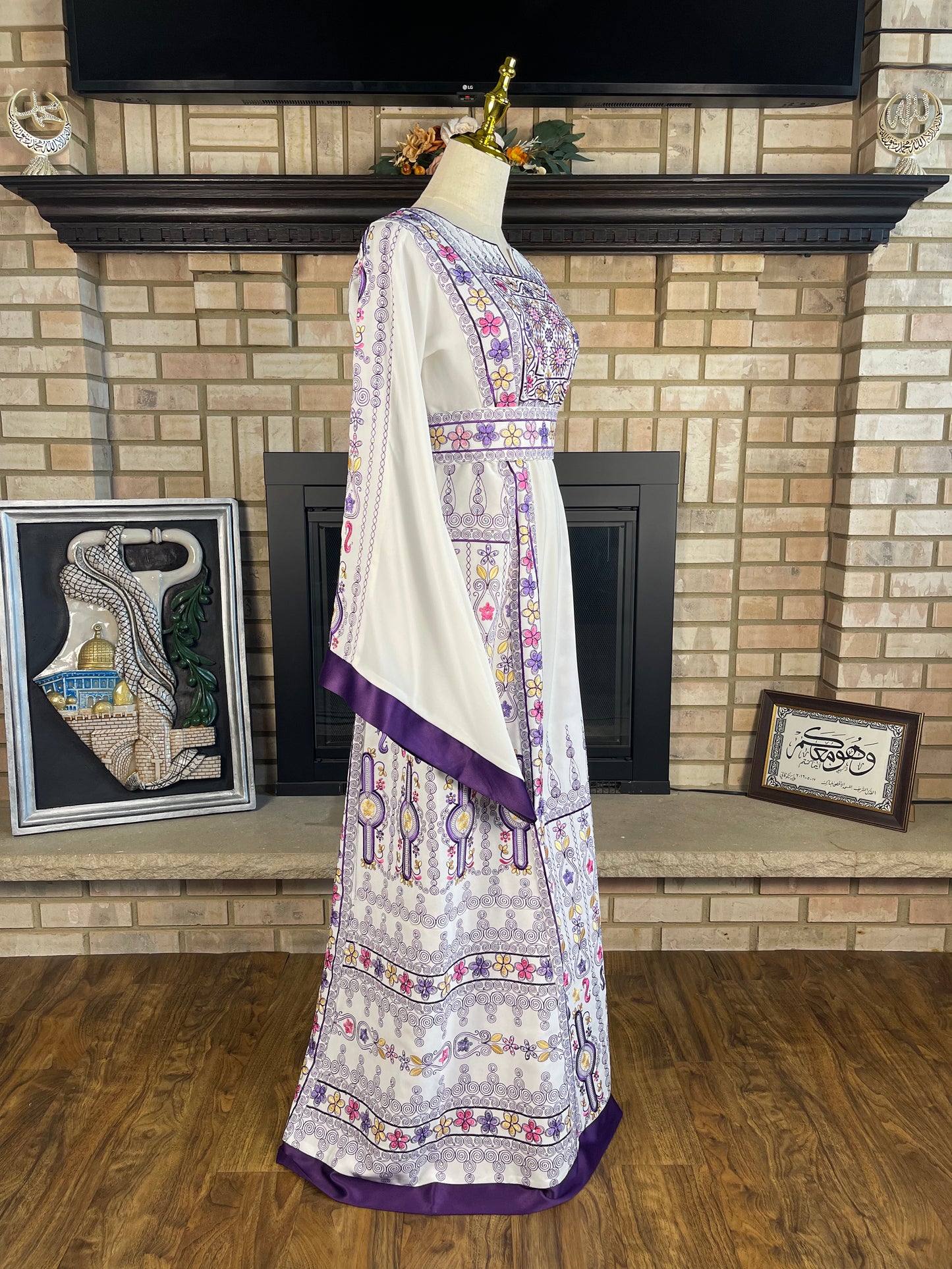 White/Purple Al-Wurood Thobe