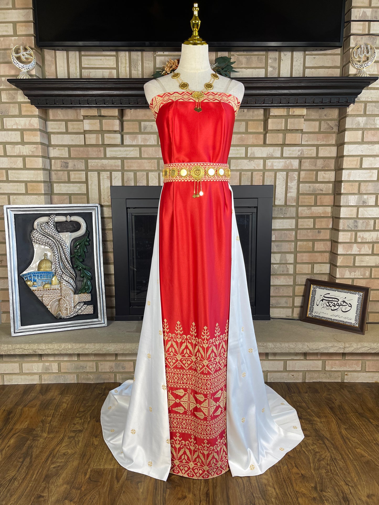 Red/White Satin Bridal Thobe