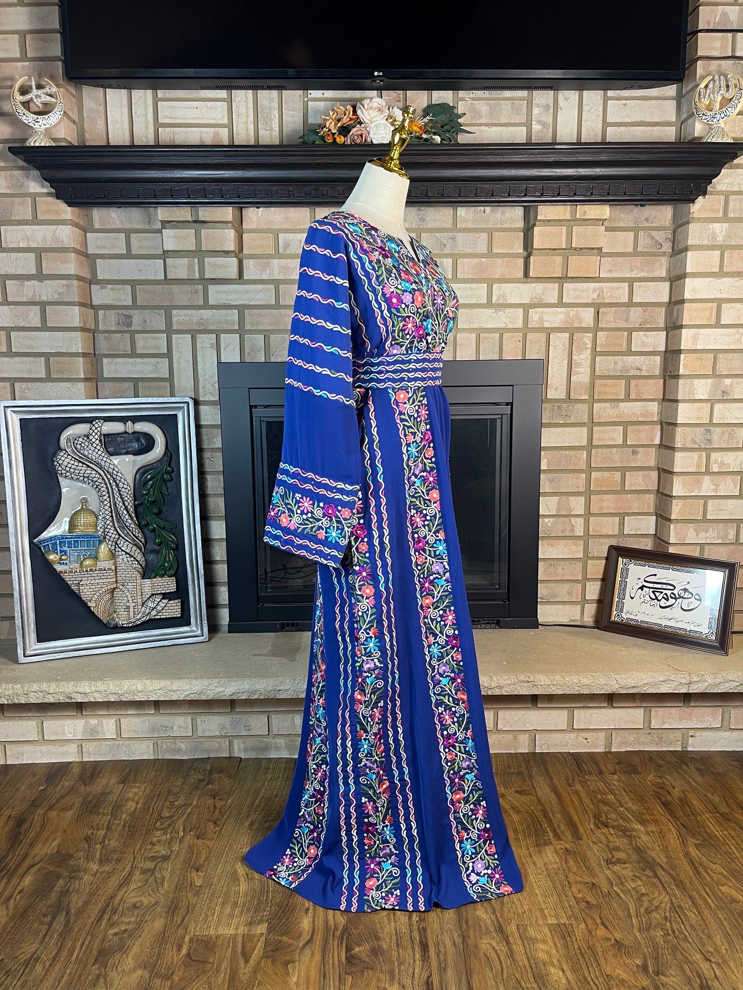 Blue Lilies Thobe