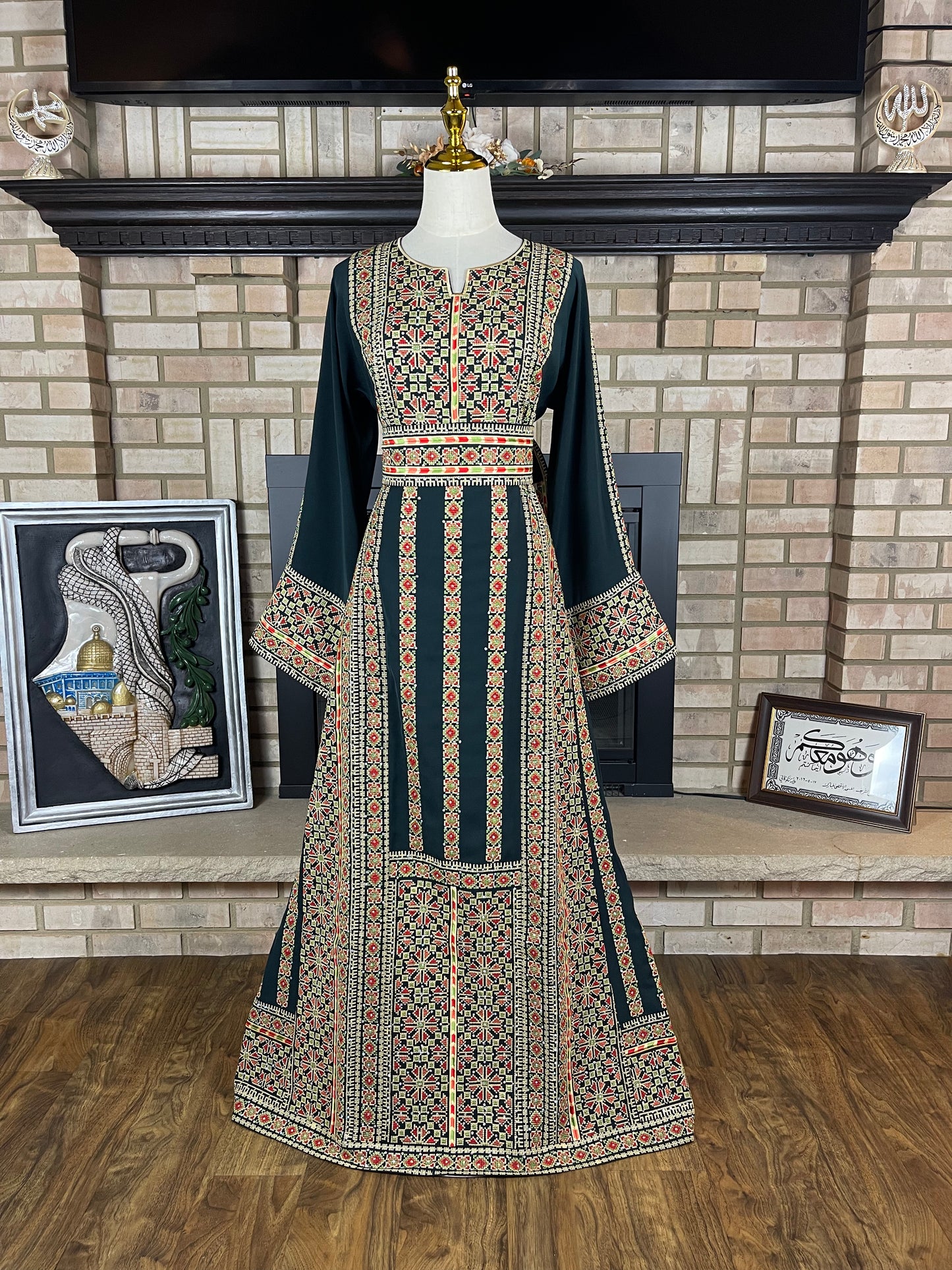Dark Green Beisan Thobe